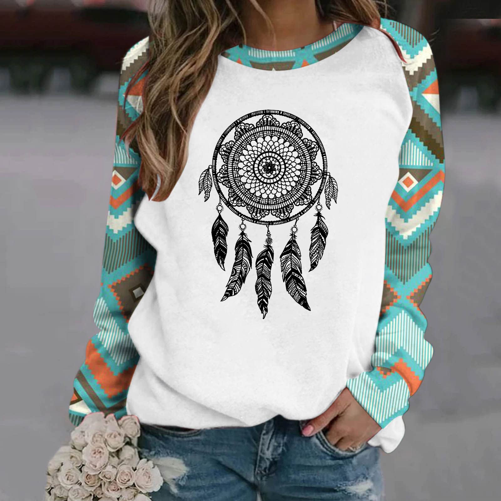 Wholesale Polyester Fiber Retro Digital Printed Raglan Long Sleeved Tops